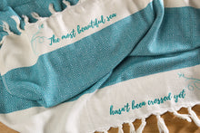 Load image into Gallery viewer, Idea regalo telo boho hikmet verde petrolio