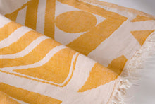 Load image into Gallery viewer, Telo mare in cotone Fish senape