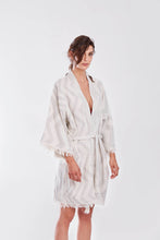 Lade das Bild in den Galerie-Viewer, Kimono aus Baumwolle in Grau