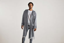 Carica l'immagine nel visualizzatore di Gallery, Vestaglia accappatoio con cappuccio in bamboo