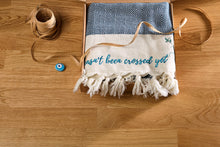 Load image into Gallery viewer, Idea regalo telo boho Baudelaire blu petrolio
