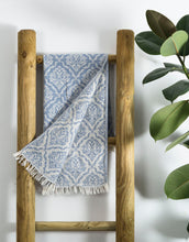 Load image into Gallery viewer, Baroque pattern cotton towels
